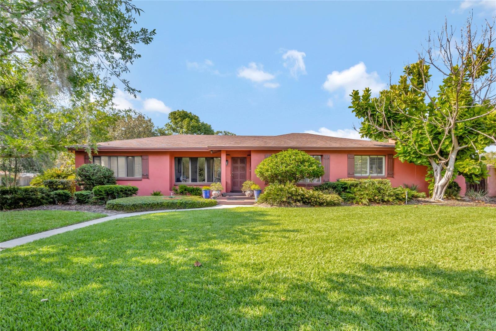 260 RIPPLING LN
