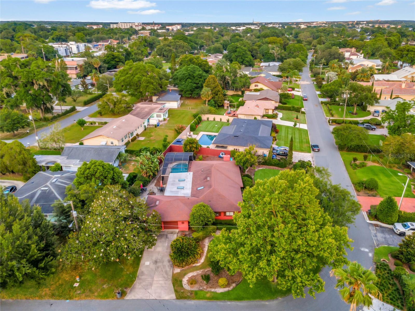 260 RIPPLING LN