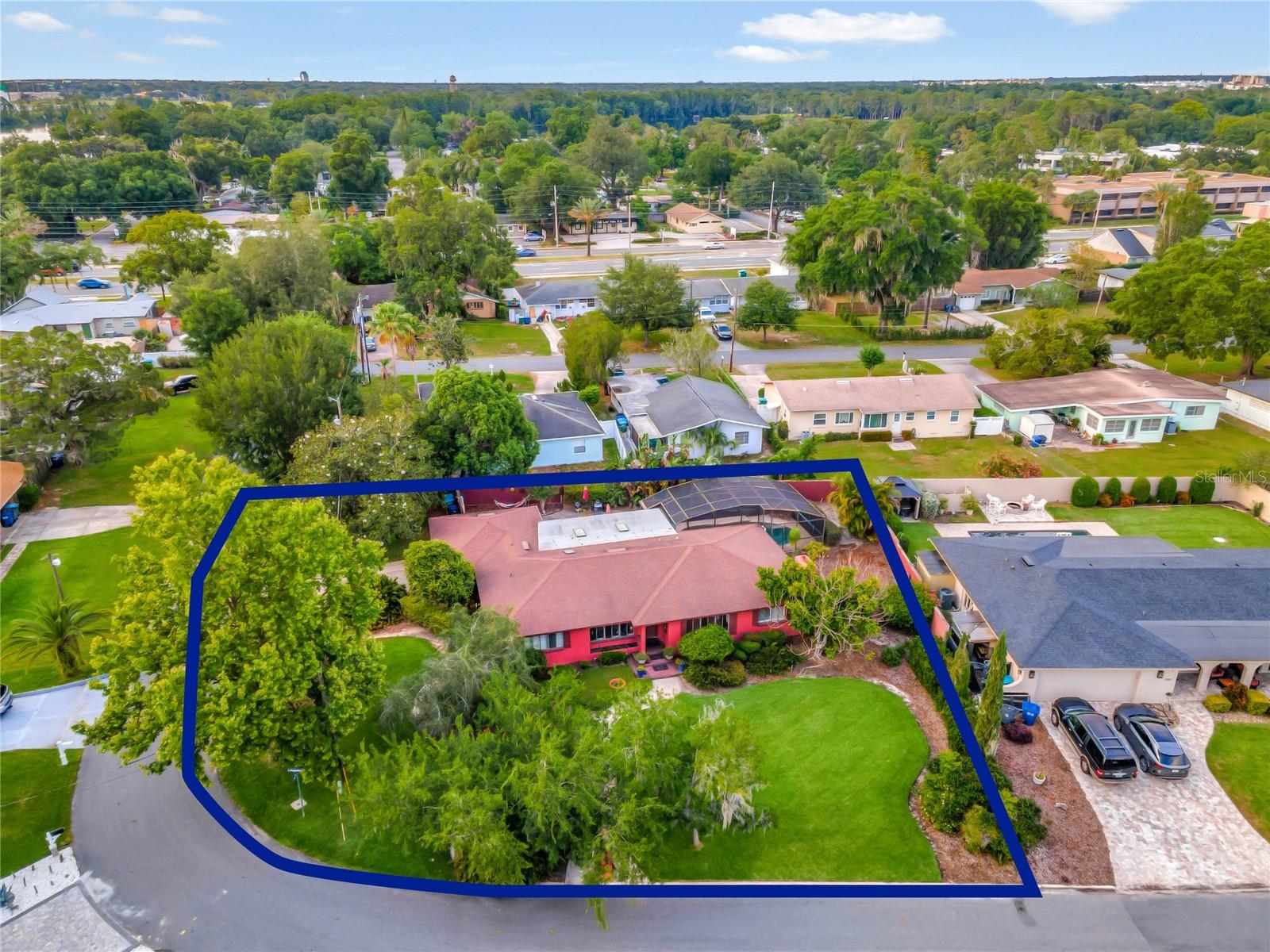 260 RIPPLING LN