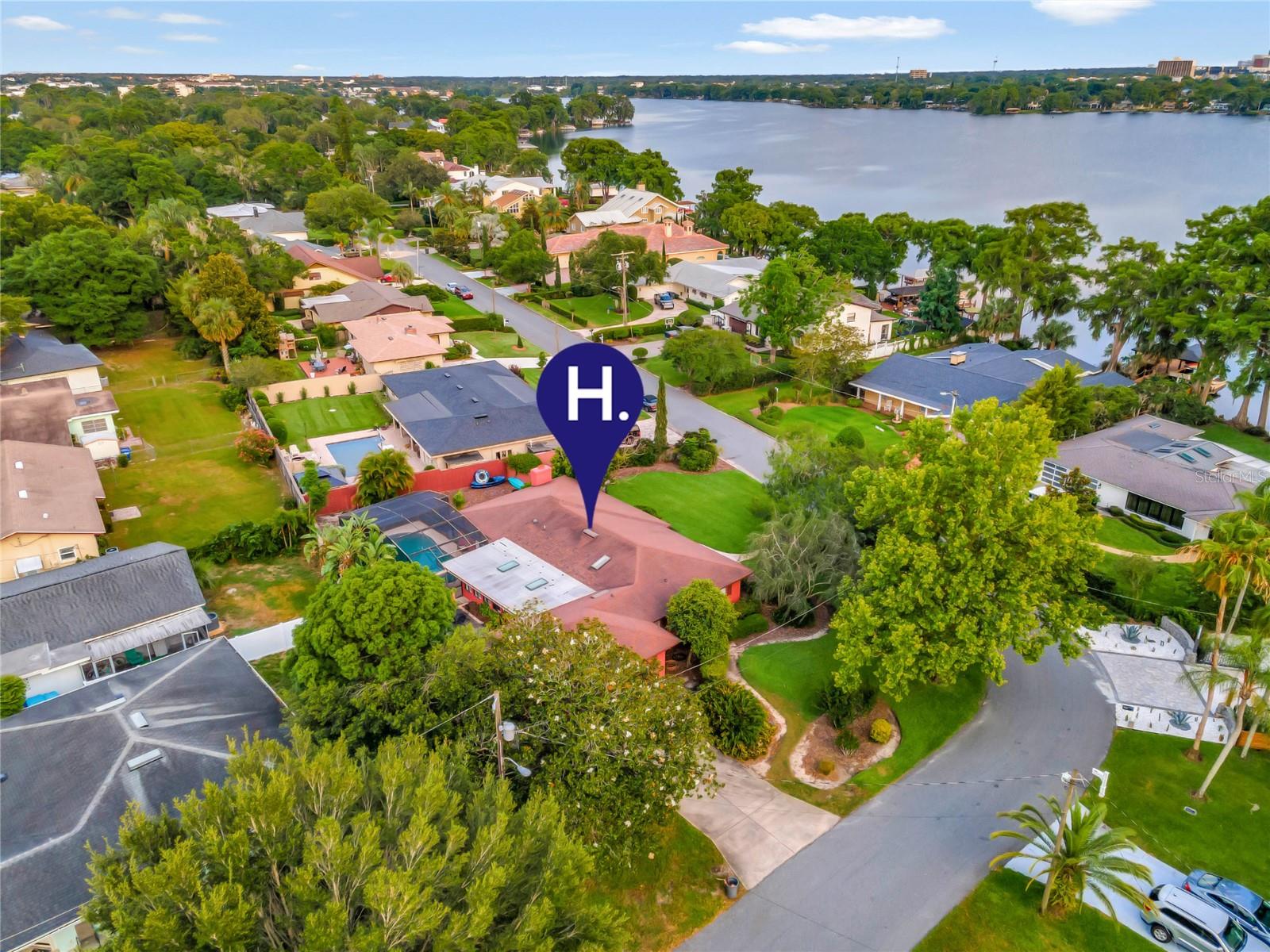 260 RIPPLING LN