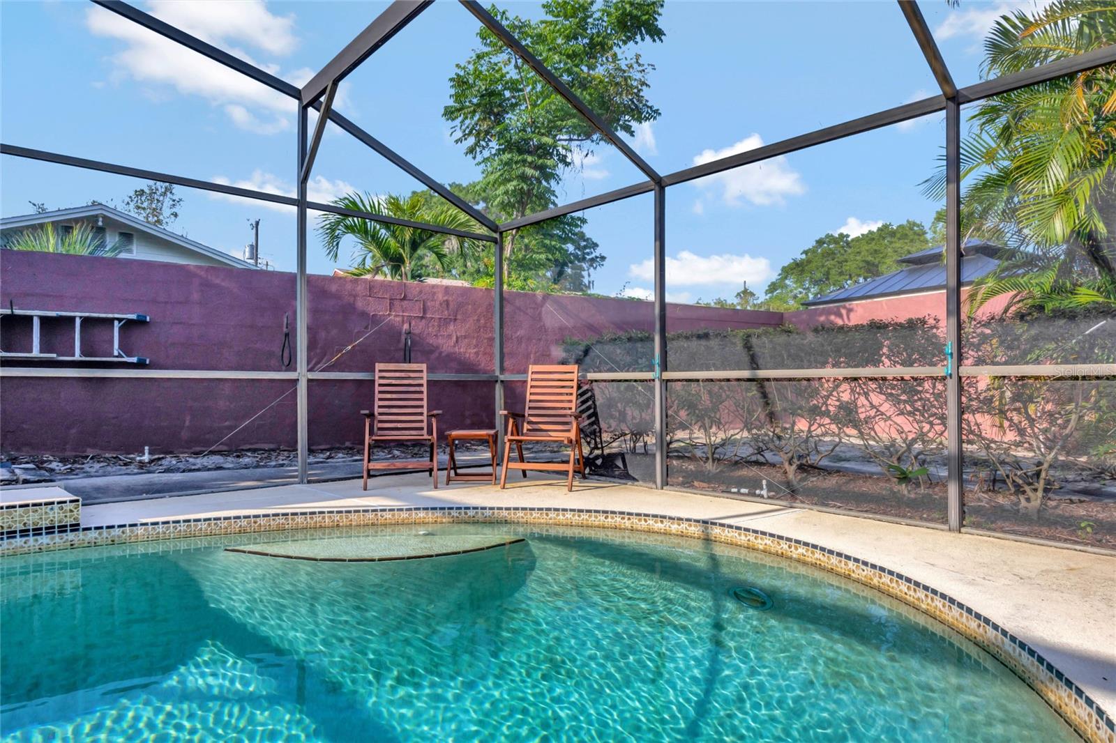 260 RIPPLING LN