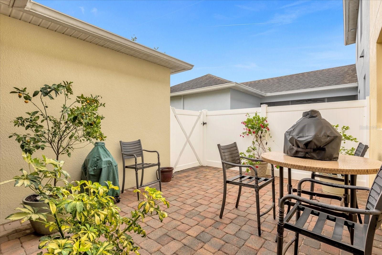 1207 ALSTON BAY BLVD