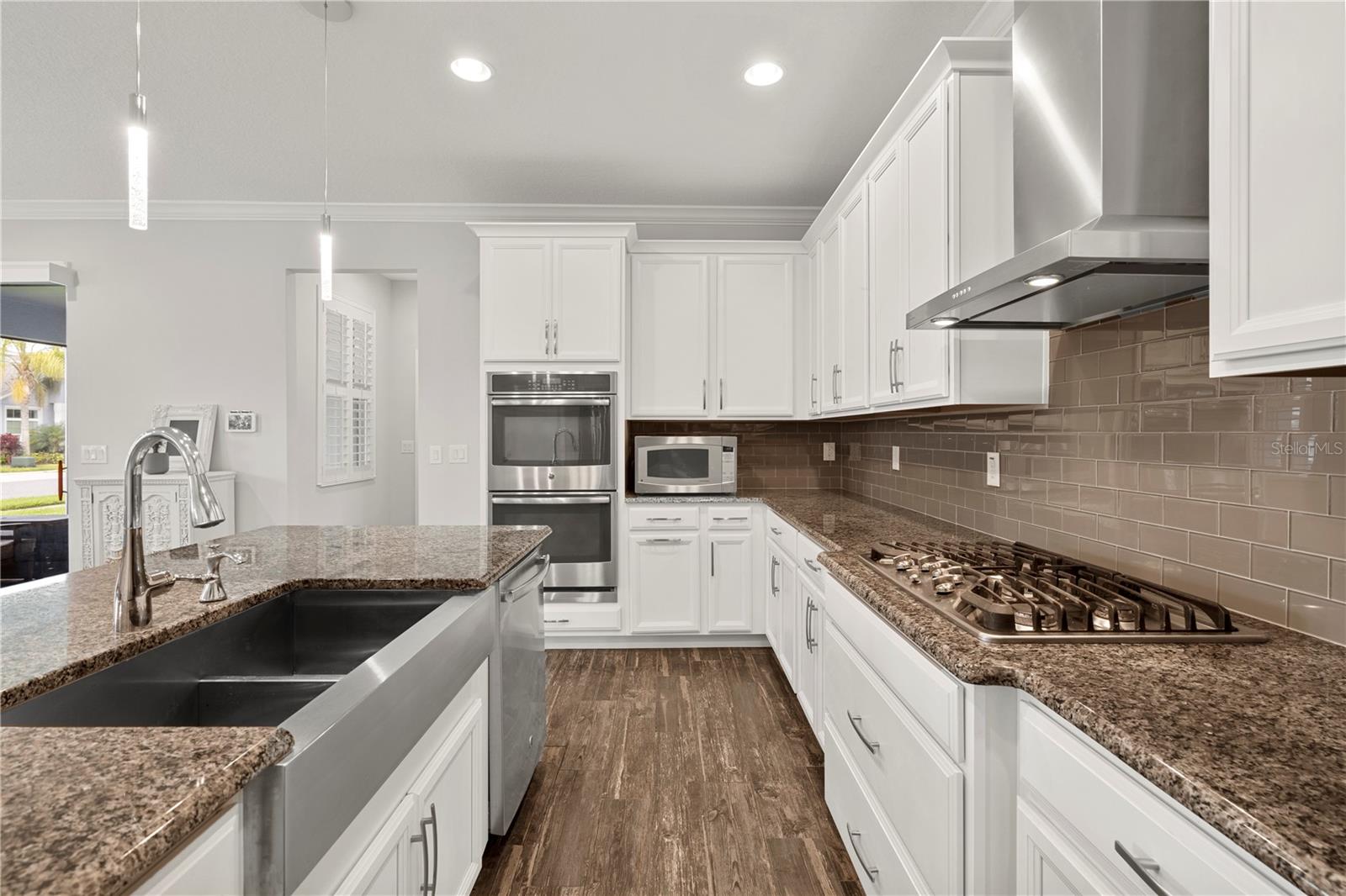 15185 WHITE WAGTAIL LN