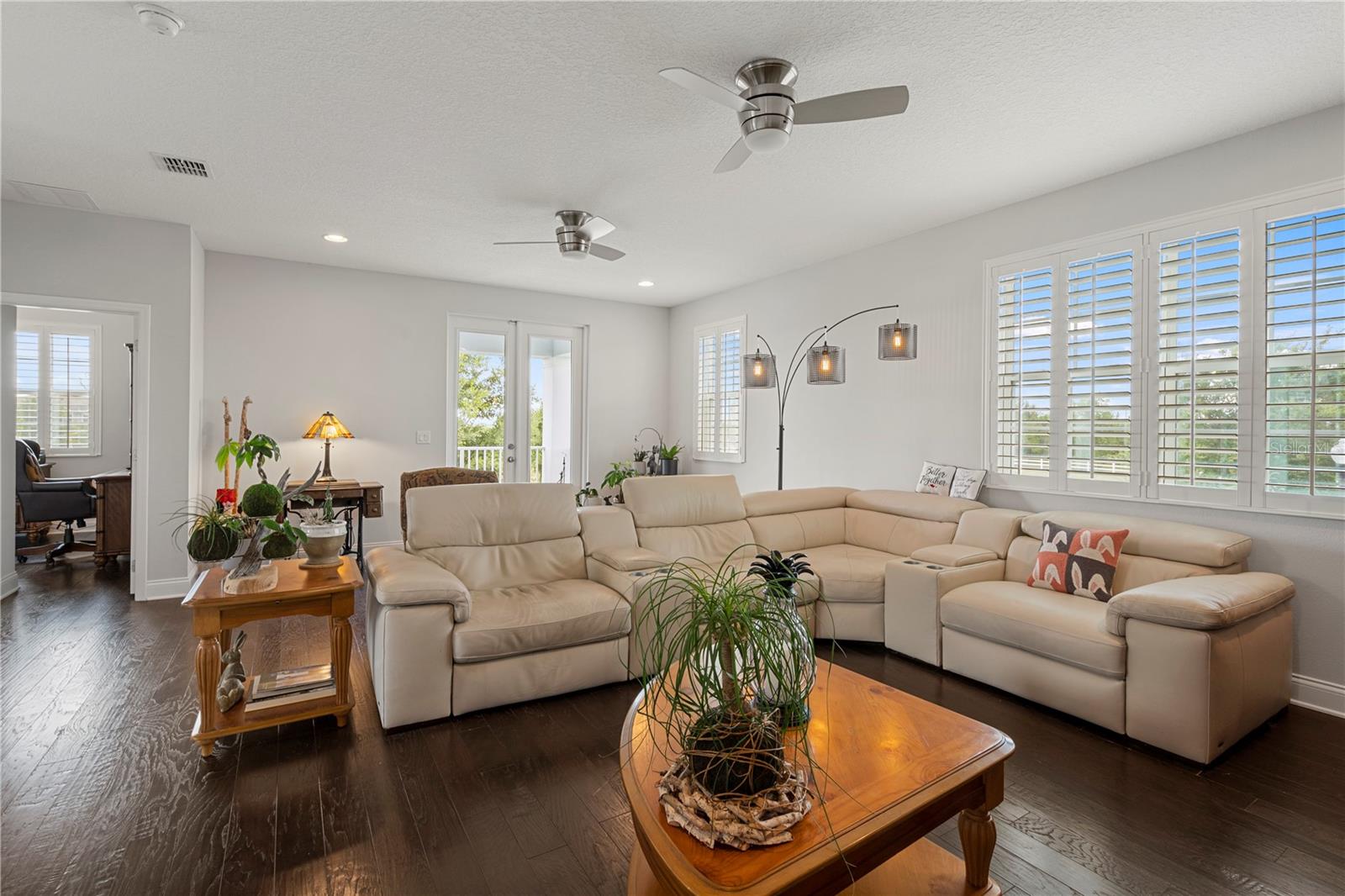 15185 WHITE WAGTAIL LN