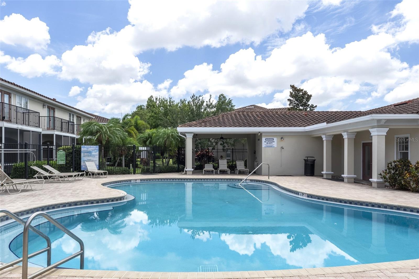 285 VALENCIA CIR