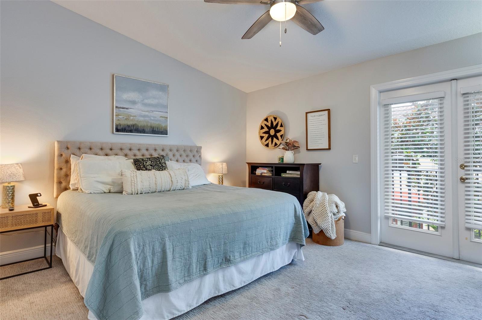 285 VALENCIA CIR