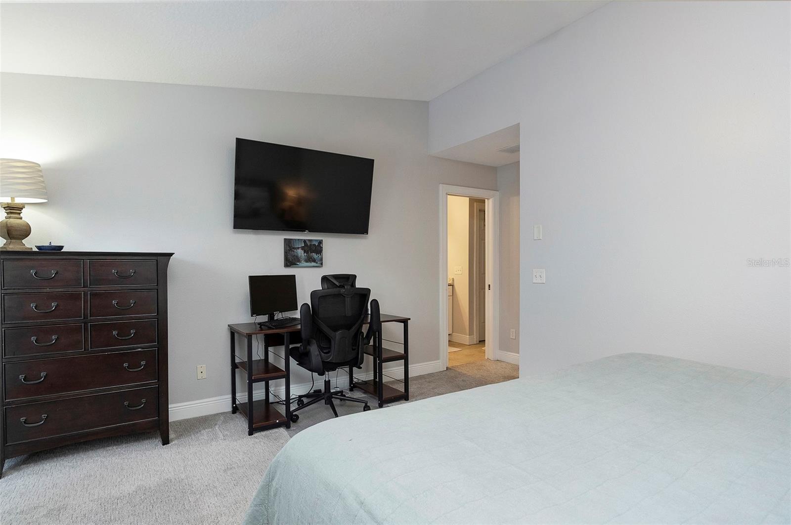 285 VALENCIA CIR