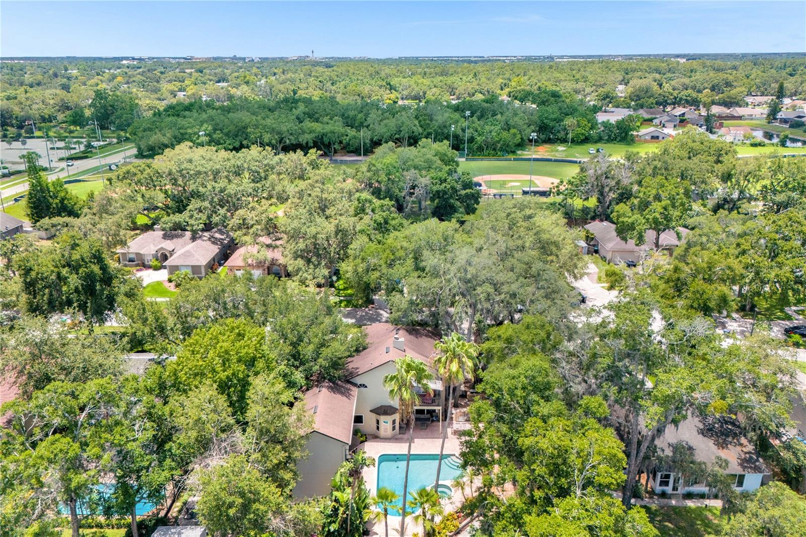 5231 SECLUDED OAKS DR