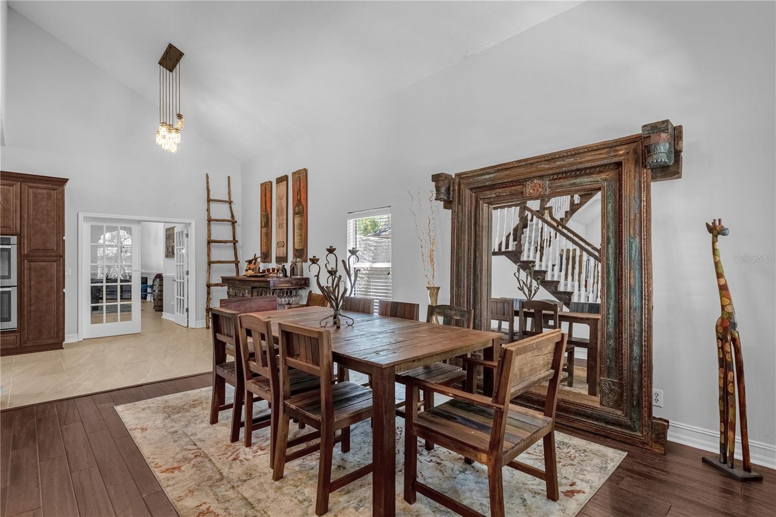 5231 SECLUDED OAKS DR