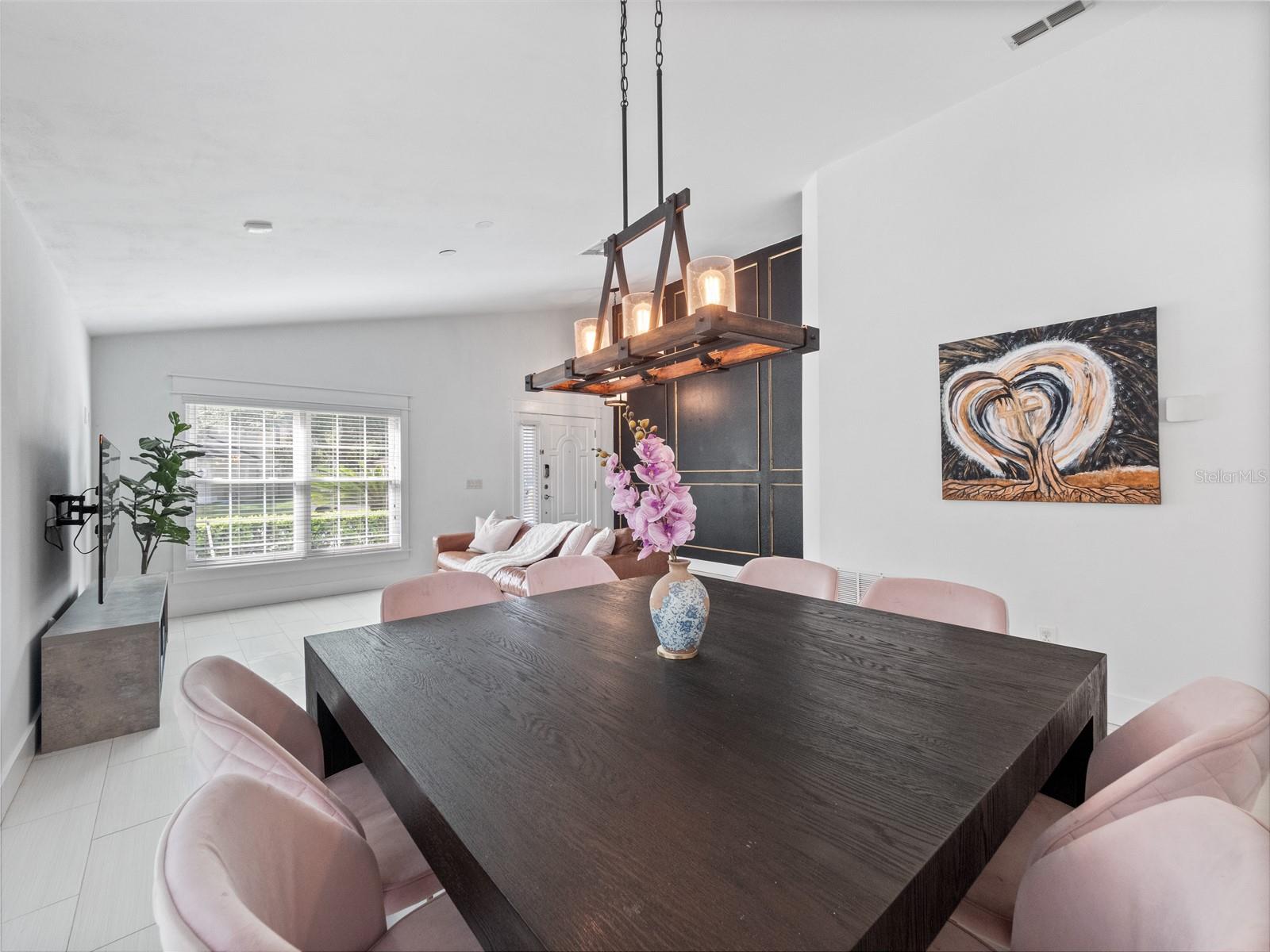 9469 SOUTHERN GARDEN CIR