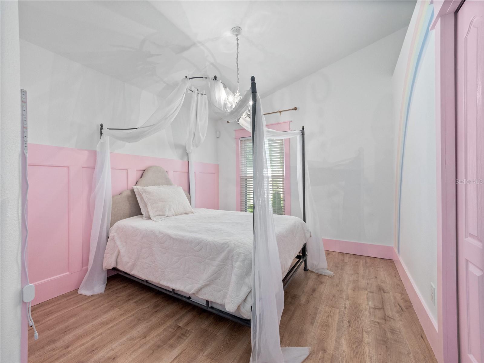 9469 SOUTHERN GARDEN CIR