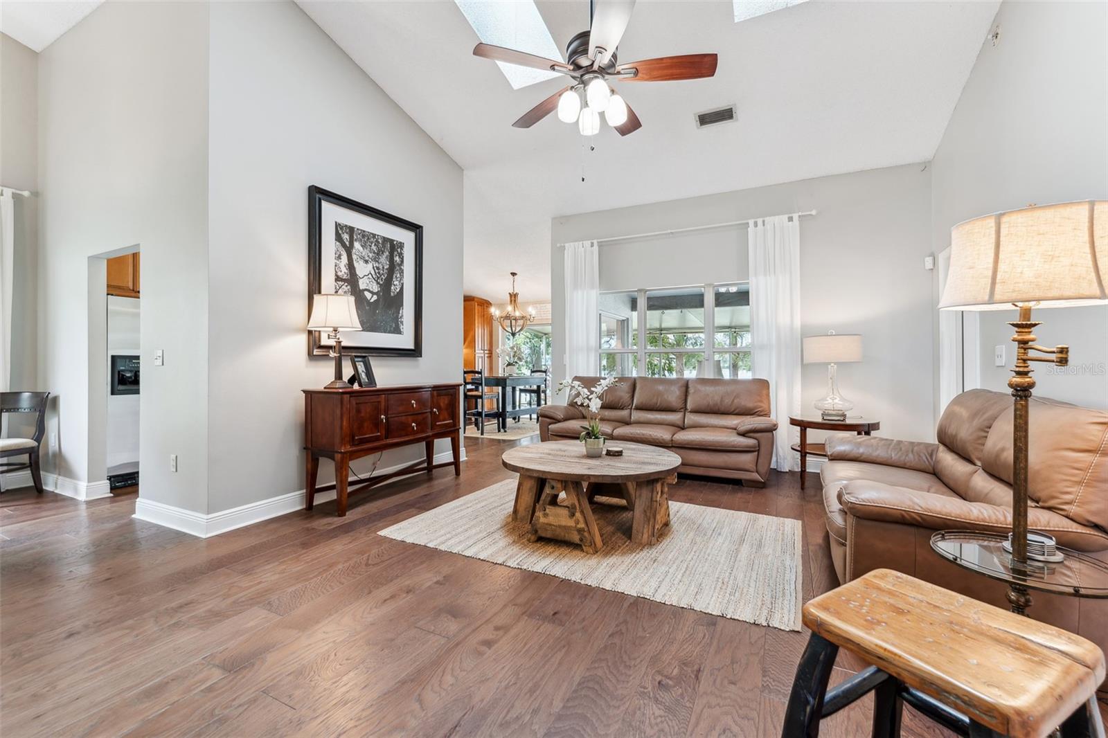 3122 TALL TIMBER DR