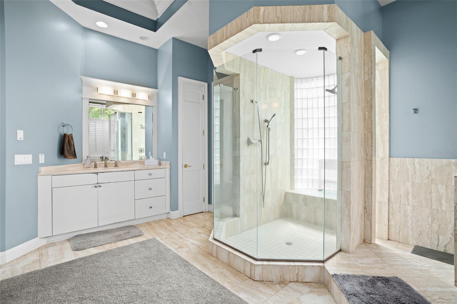 9127 POINT CYPRESS DR