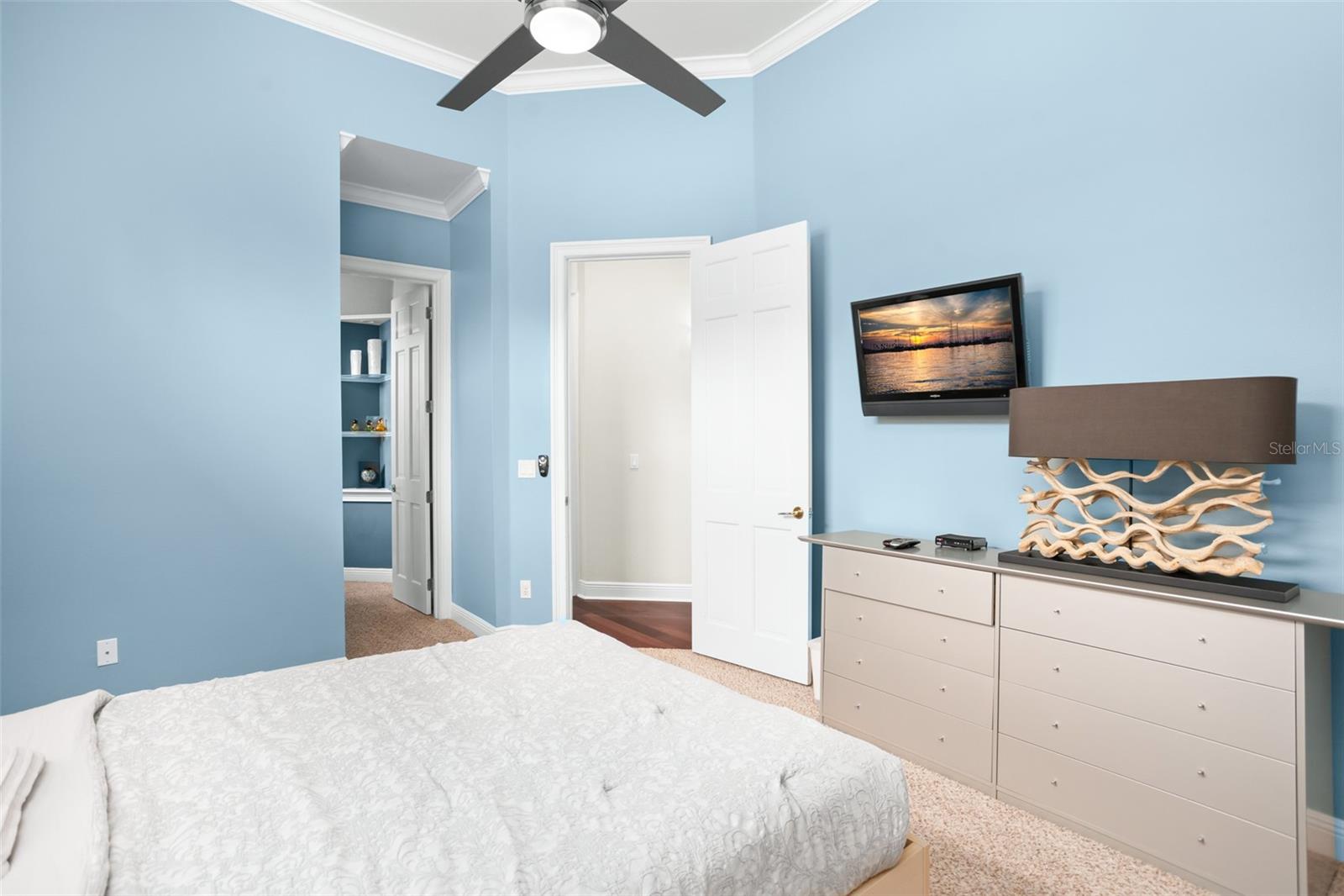 9127 POINT CYPRESS DR