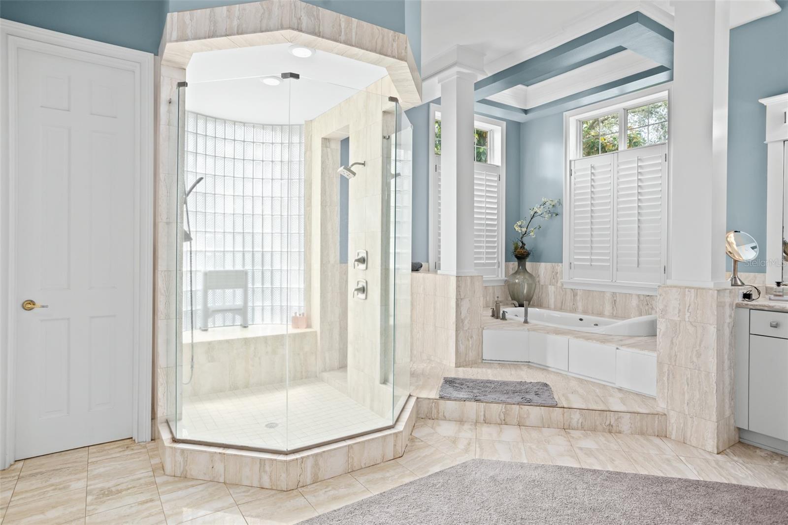 9127 POINT CYPRESS DR