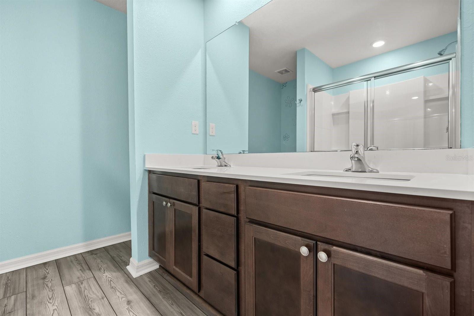 8 SLIPPER FLOWER PATH E