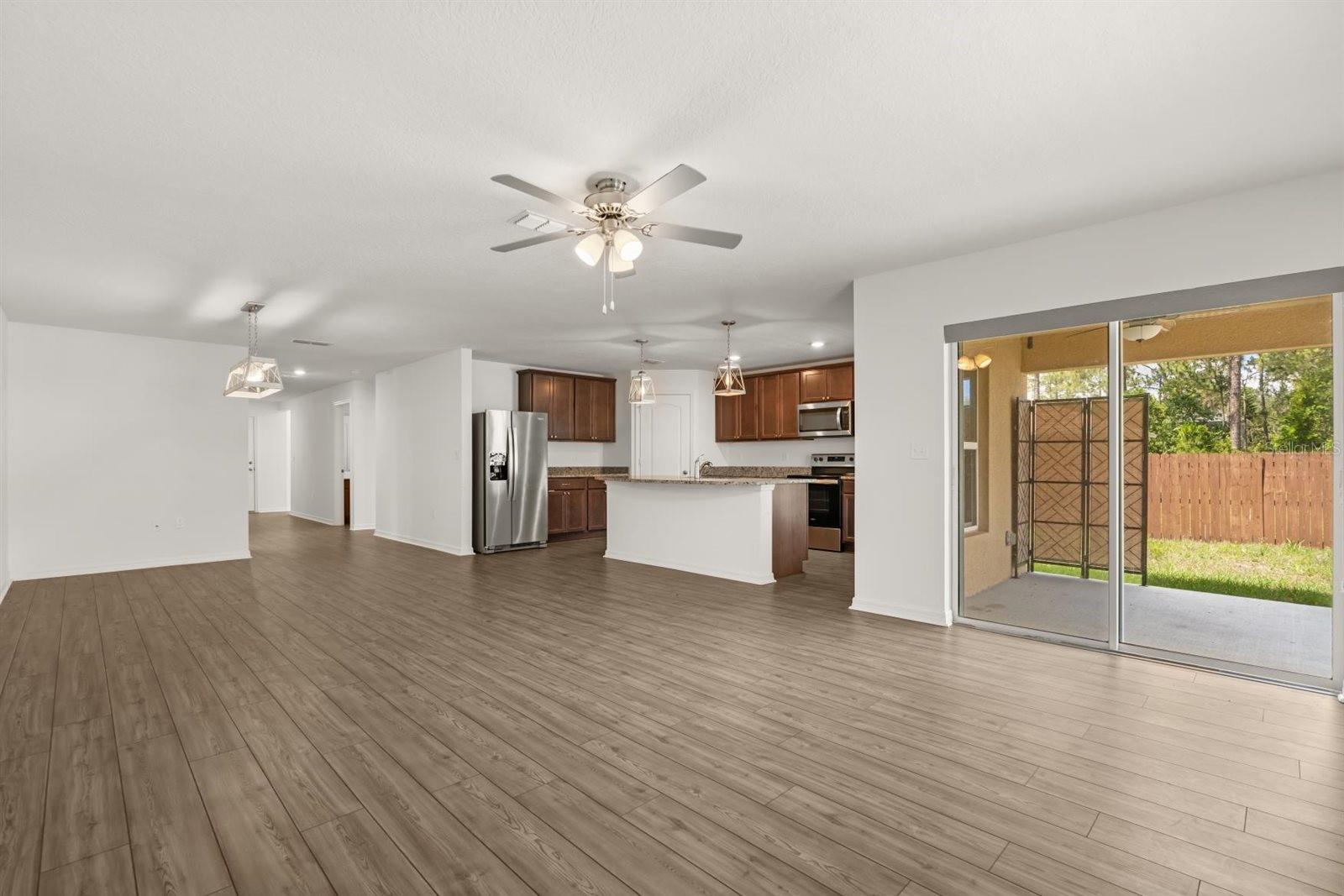 8 SLIPPER FLOWER PATH E