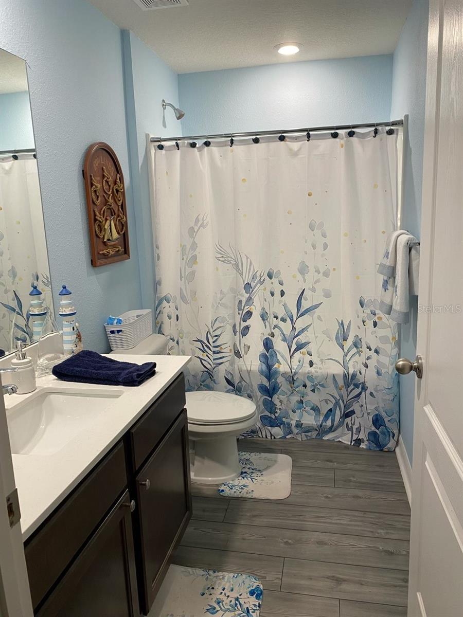 8 SLIPPER FLOWER PATH E