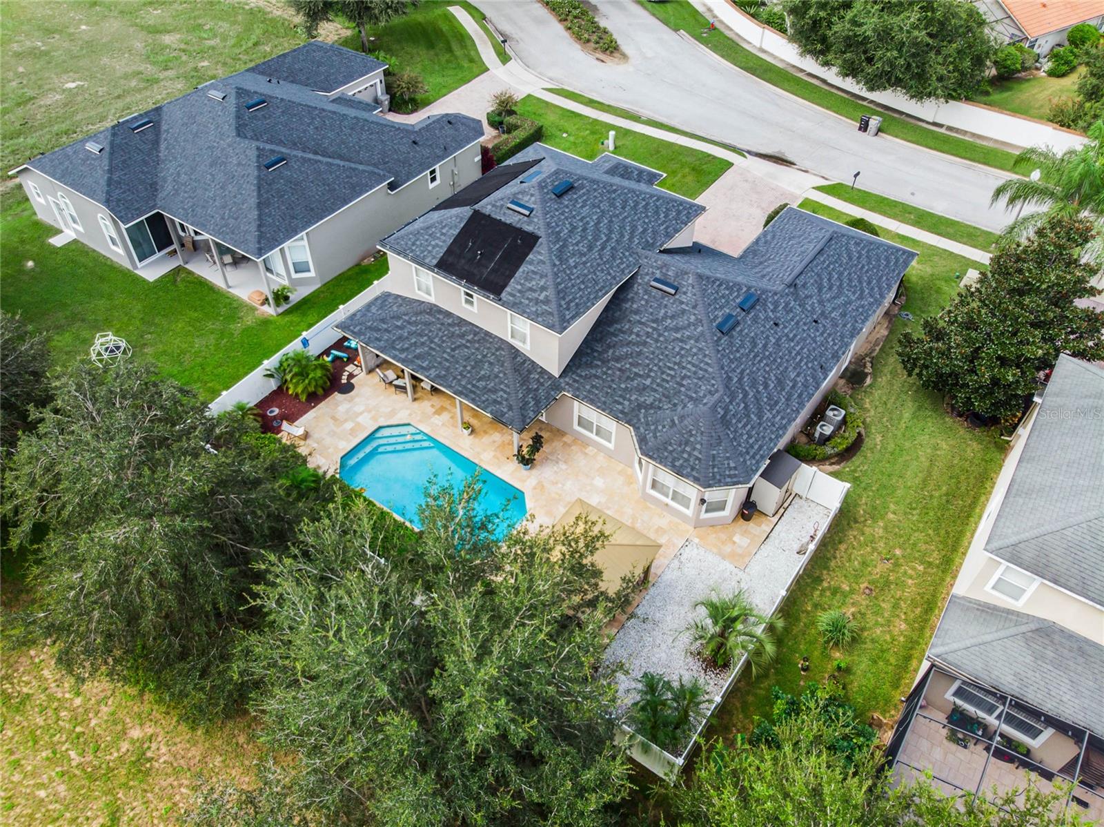 619 RICHARD L MARK DR