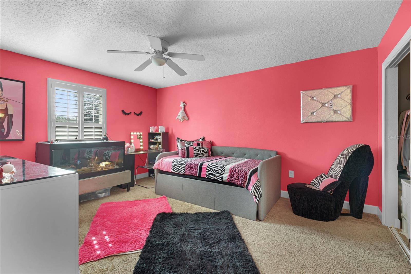 619 RICHARD L MARK DR