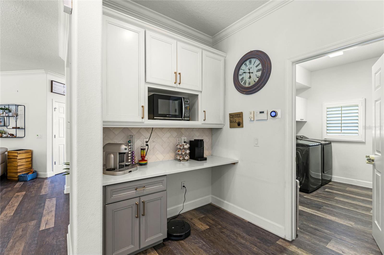 619 RICHARD L MARK DR
