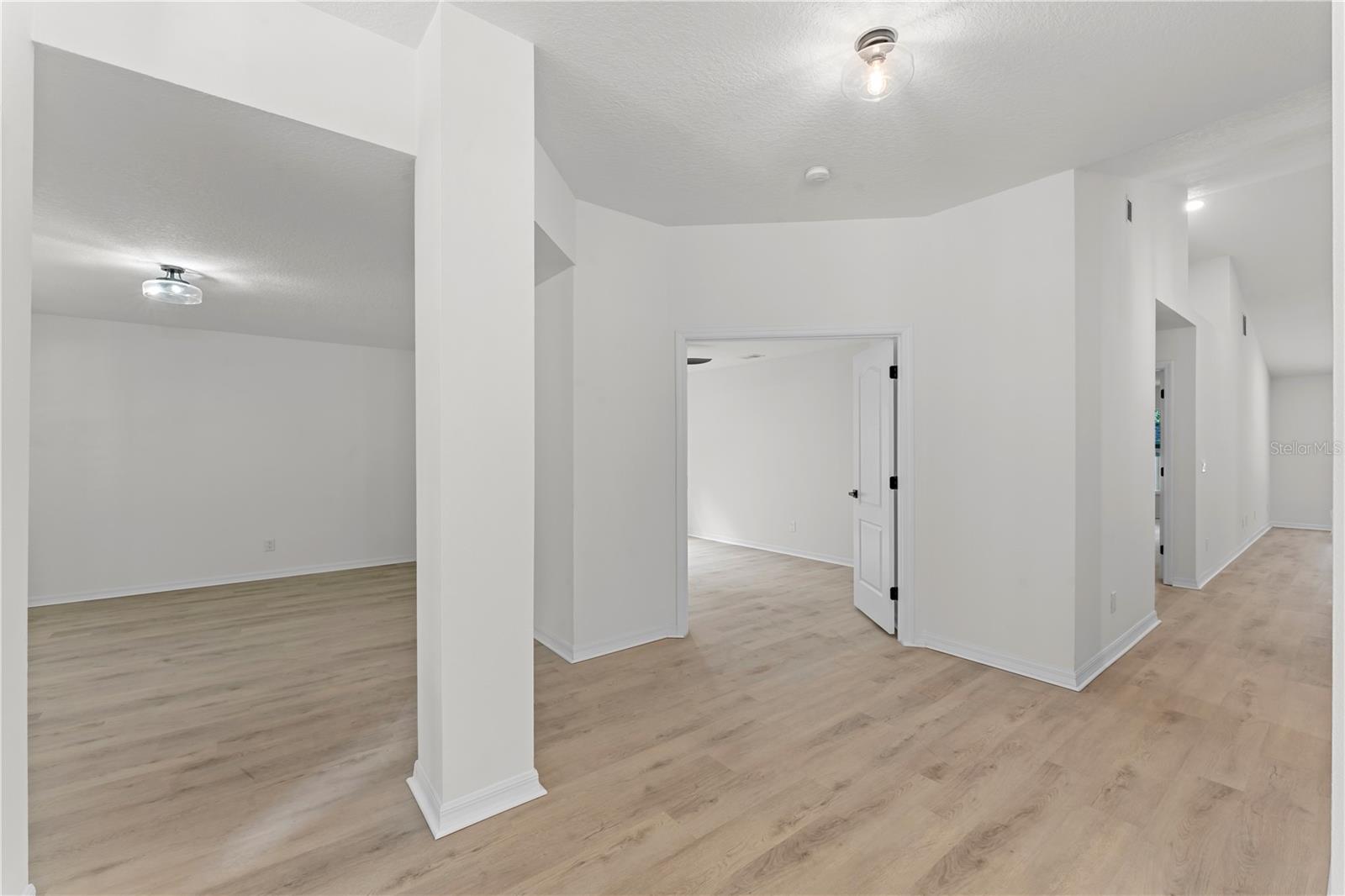 825 HAVEN OAK CT