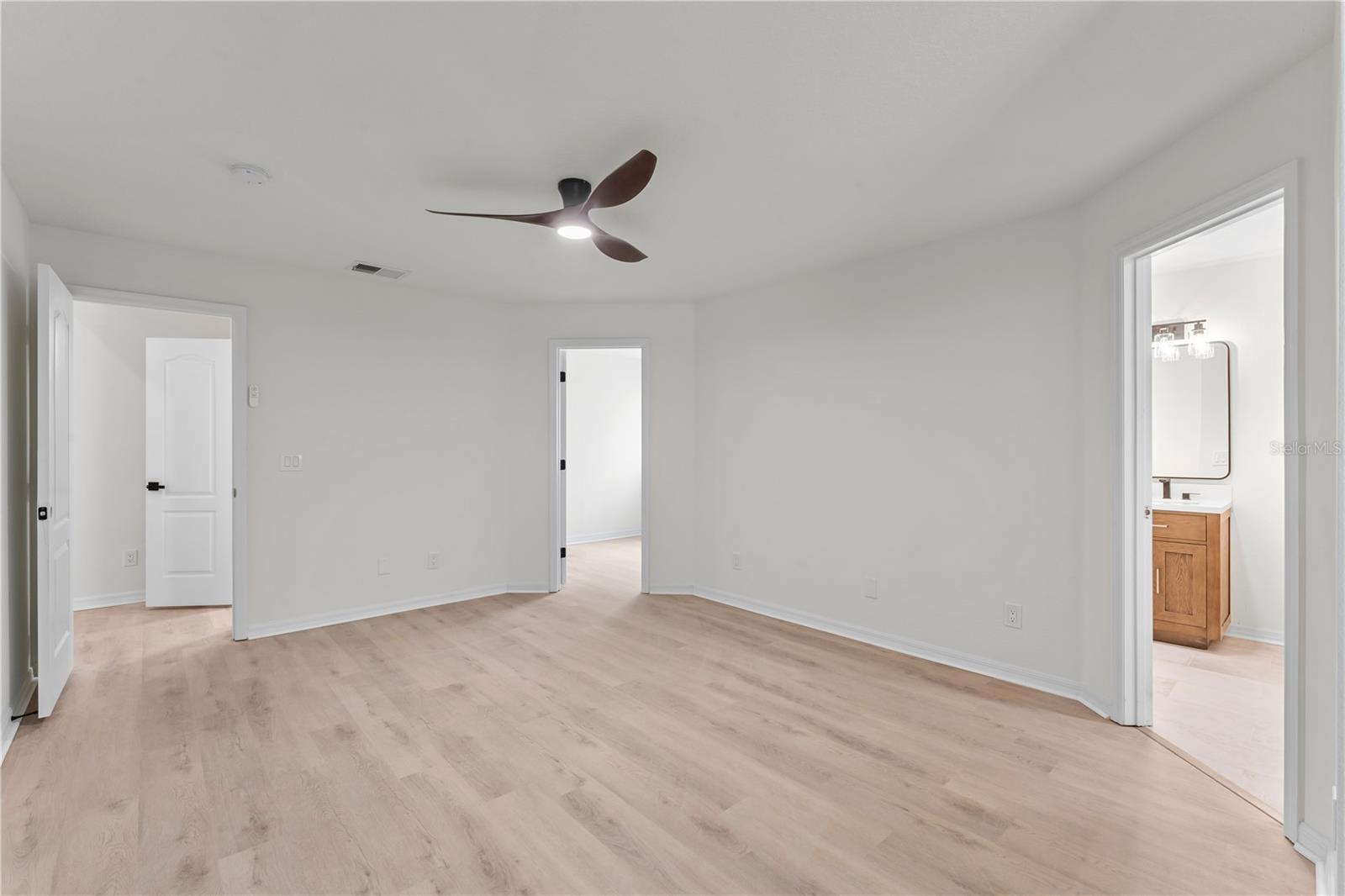 825 HAVEN OAK CT