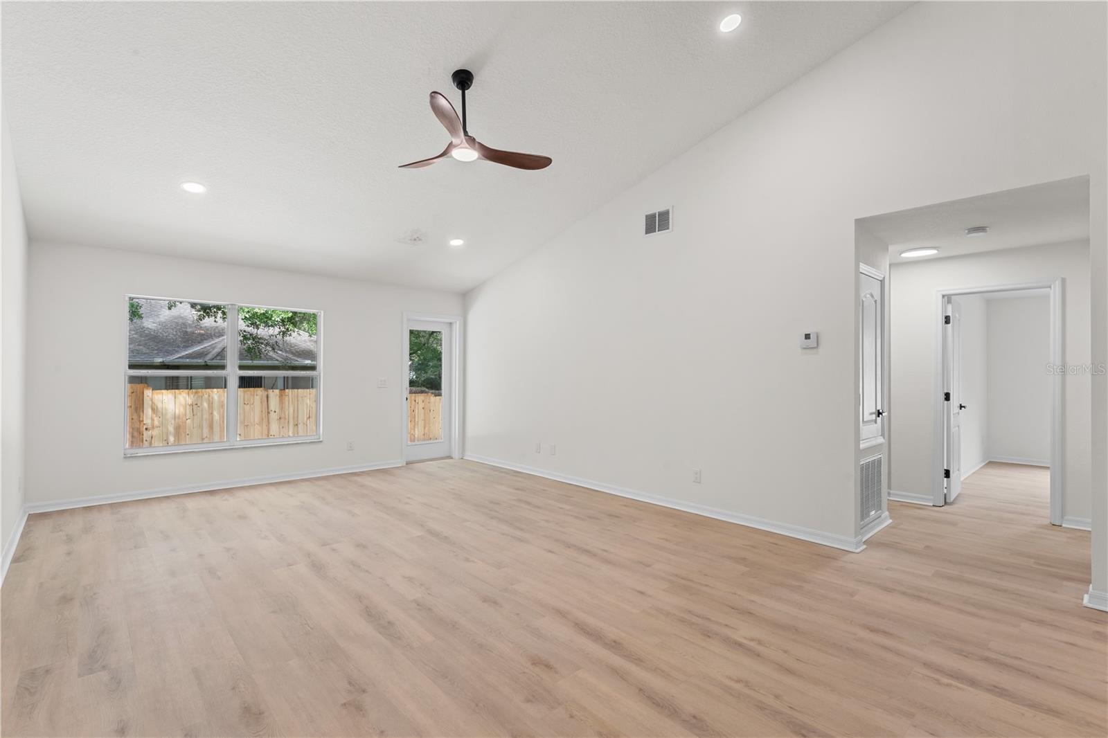 825 HAVEN OAK CT