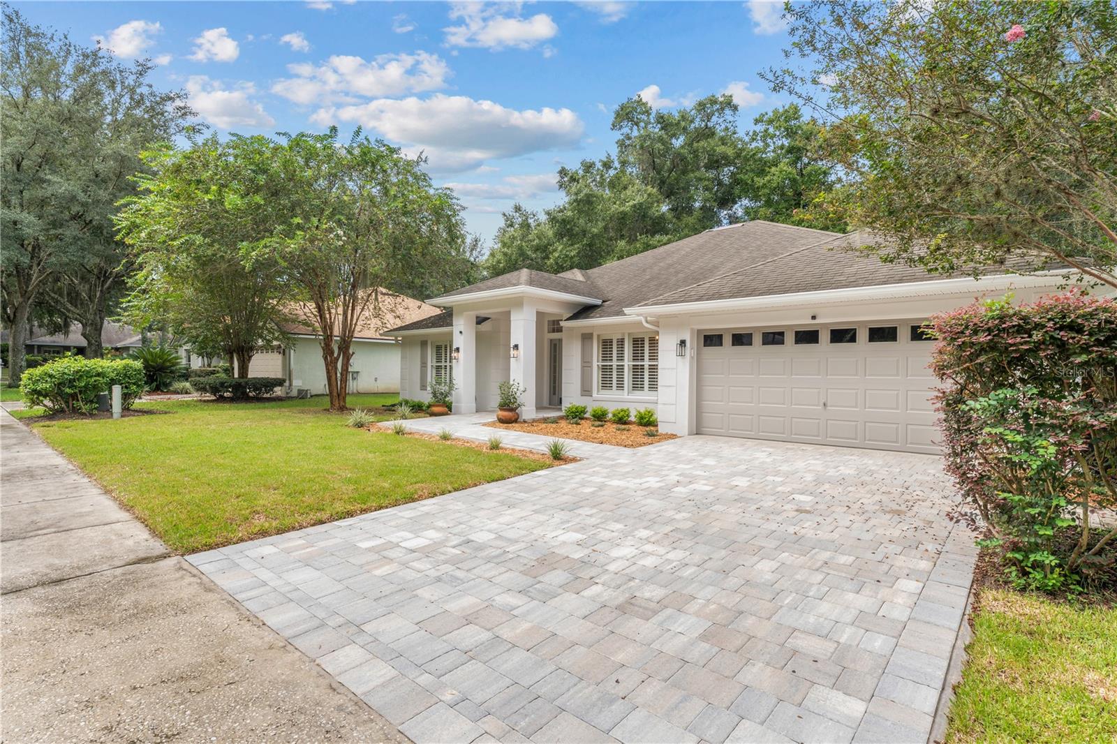 825 HAVEN OAK CT