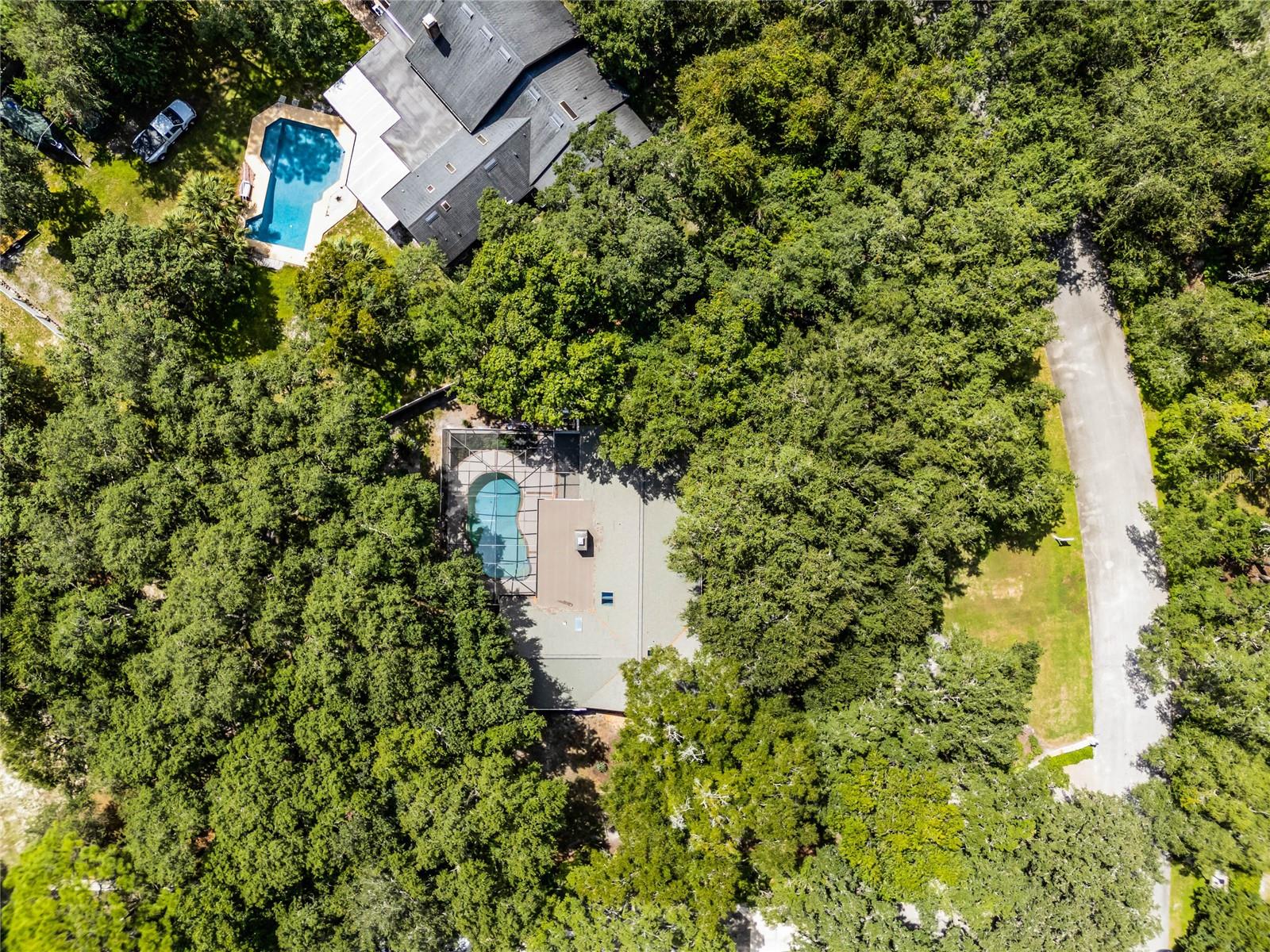 111 W GREENTREE LN