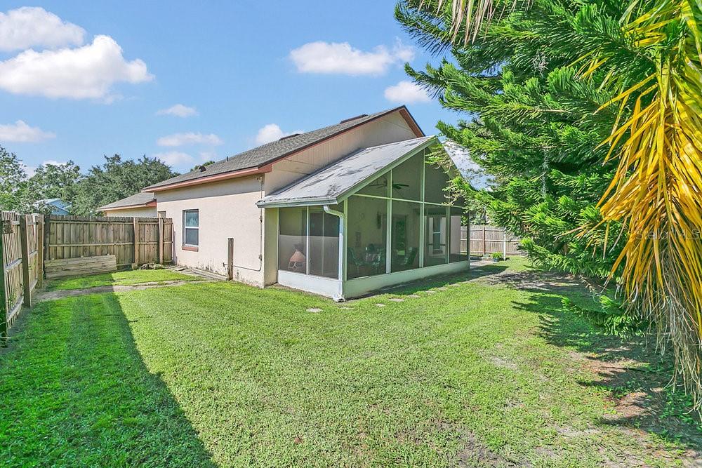 1077 COUNTRY COVE CT