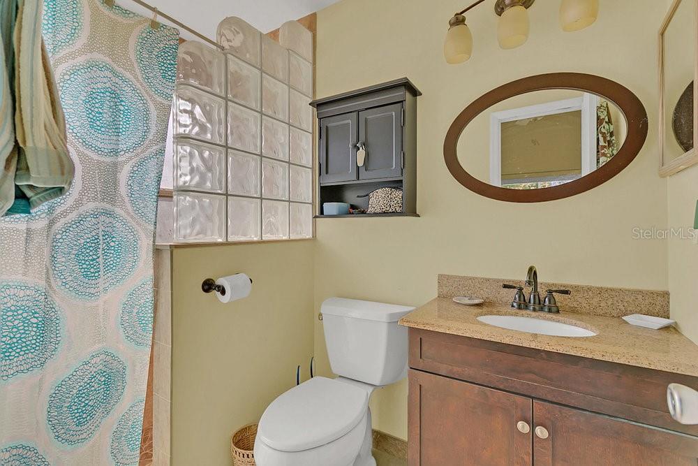 1077 COUNTRY COVE CT