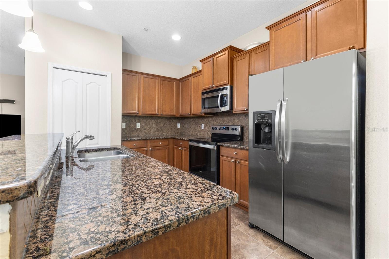 8634 MIRAMAR TERRACE CIR