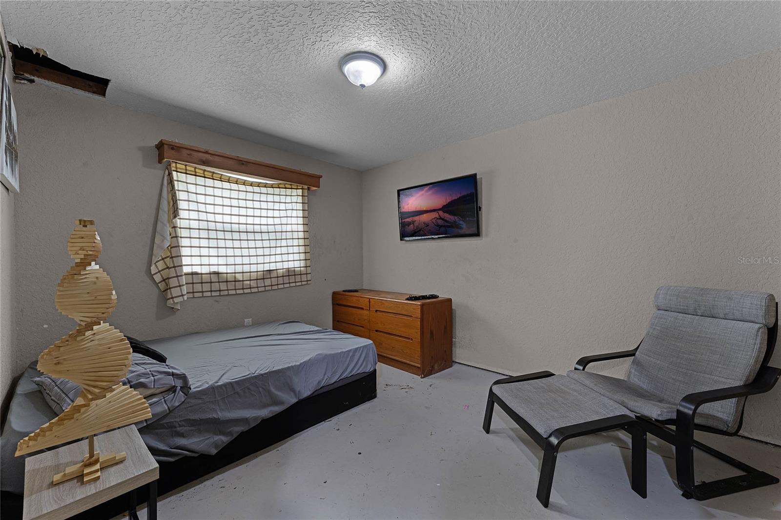 4908 SEMINOLE AVE