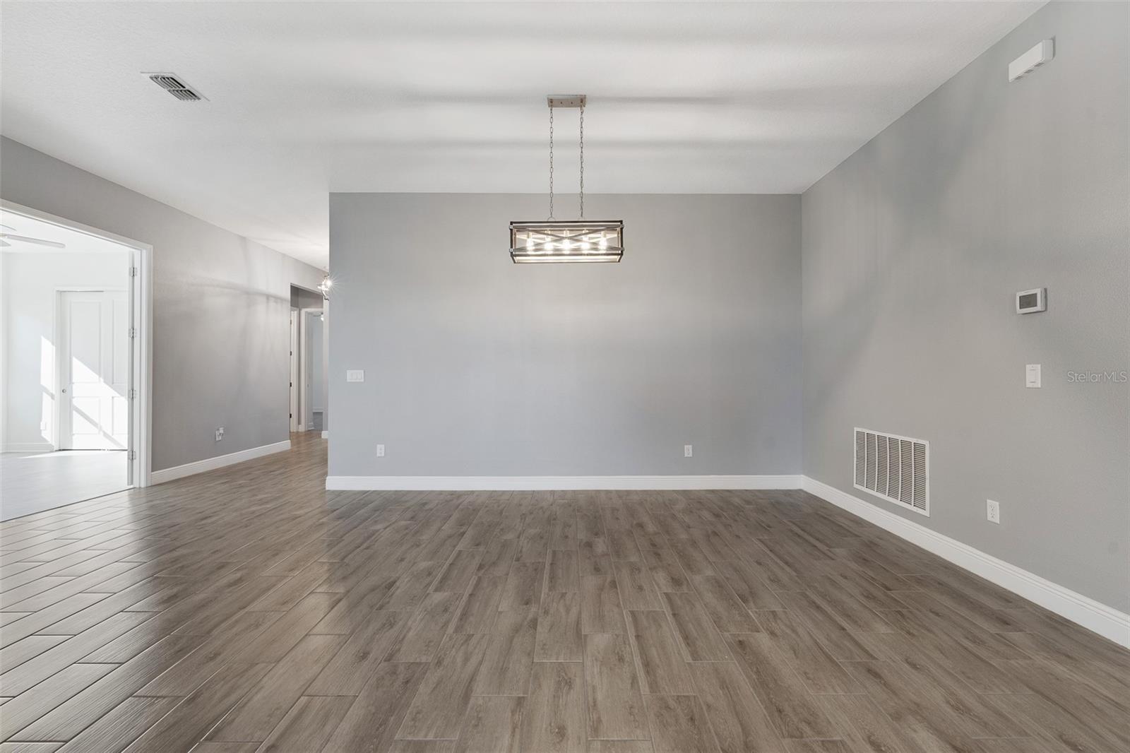 5493 ORANGE ORCHARD DR