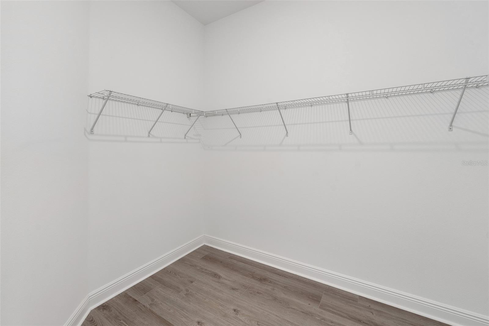 5493 ORANGE ORCHARD DR