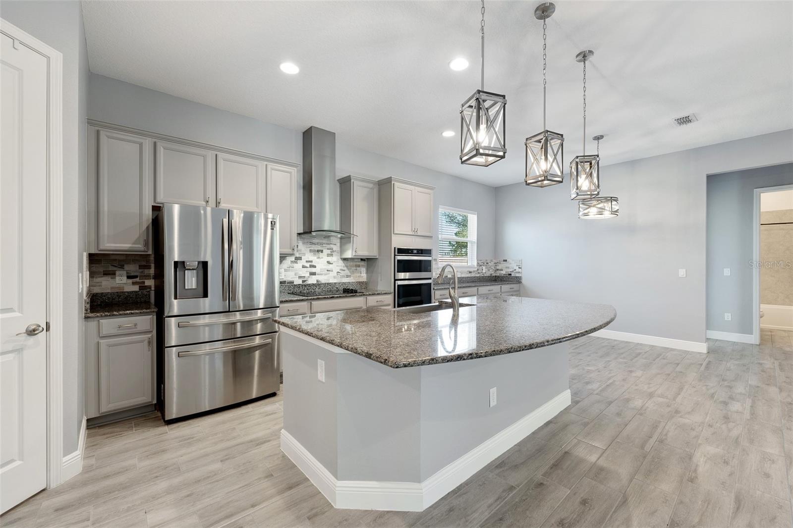 5493 ORANGE ORCHARD DR