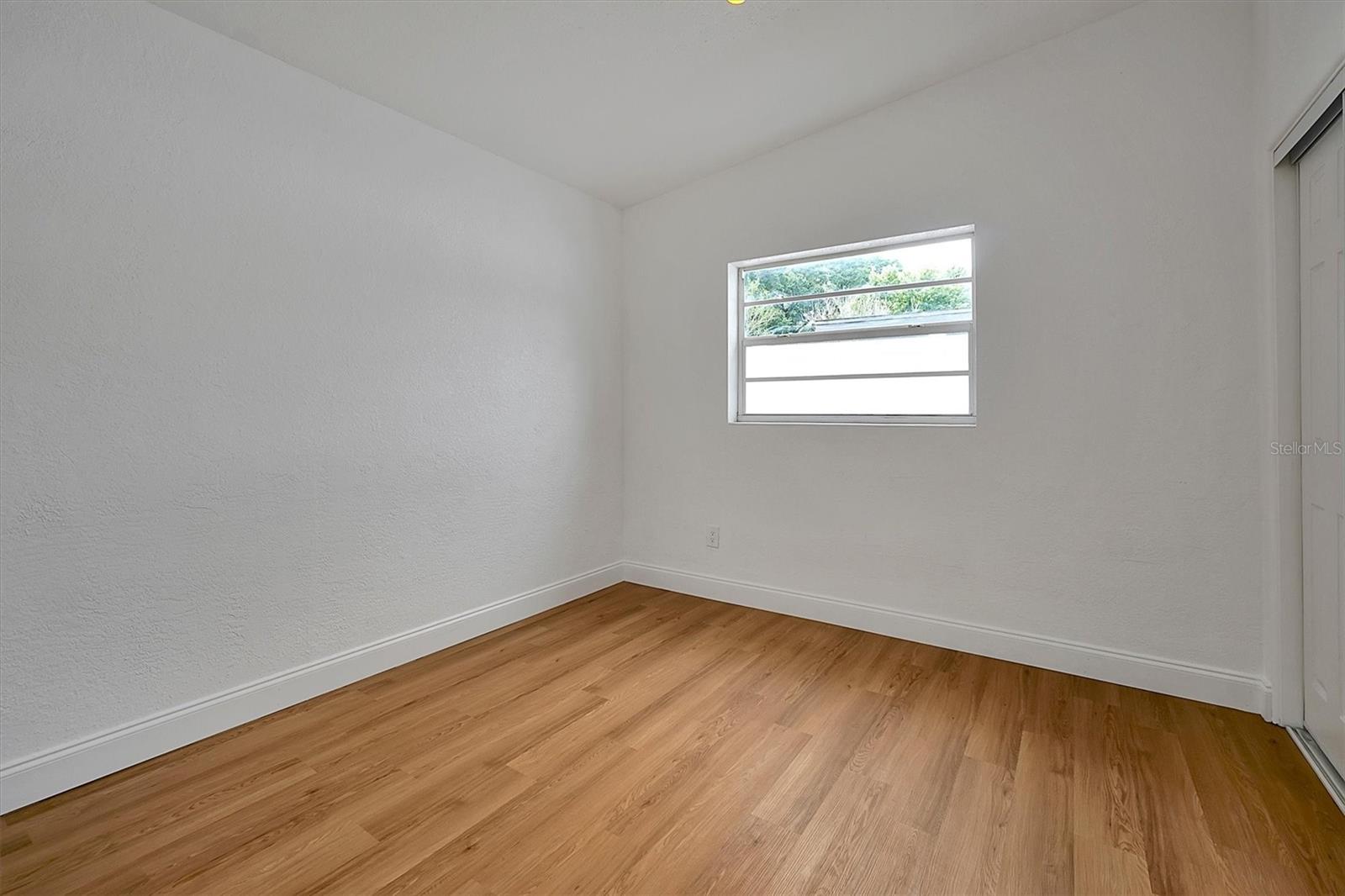 1711 WHITE AVE