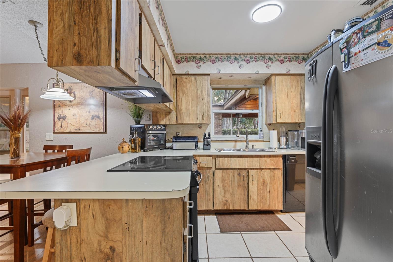 502 N NOEL CT