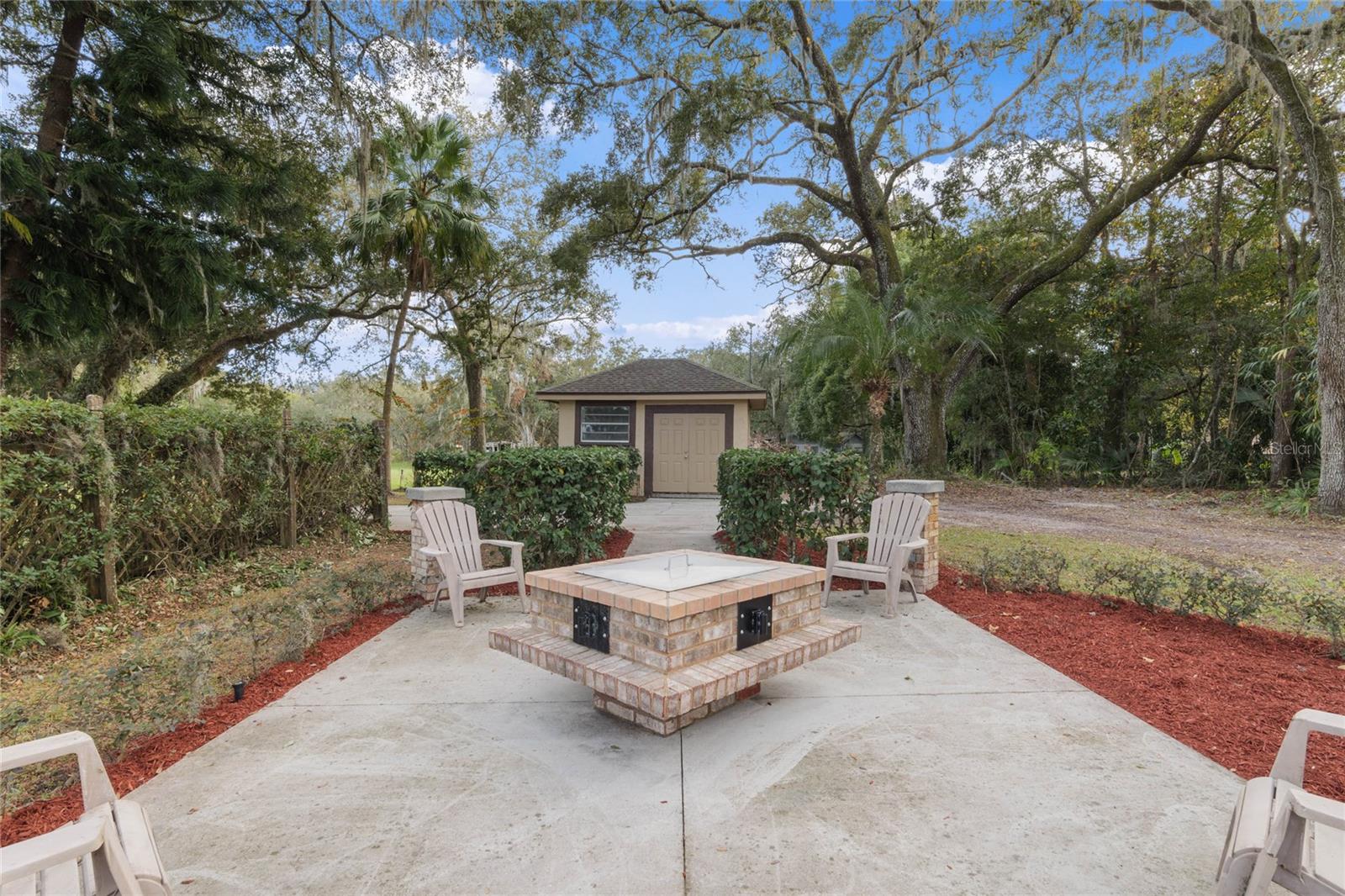 502 N NOEL CT