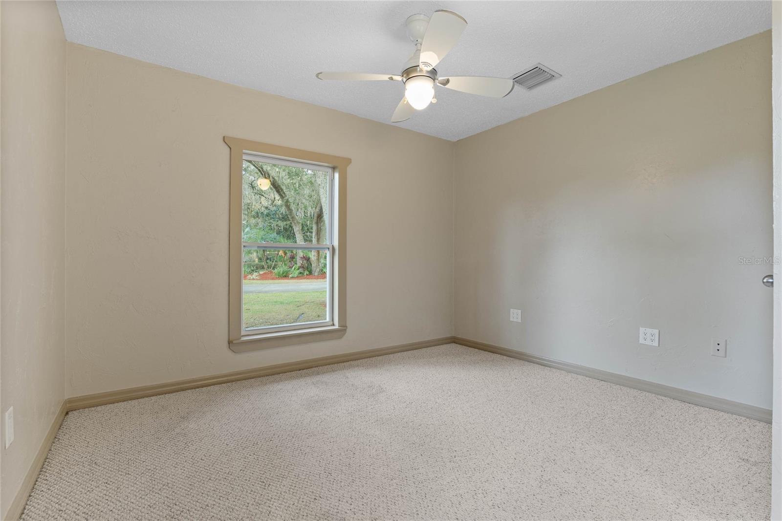 502 N NOEL CT