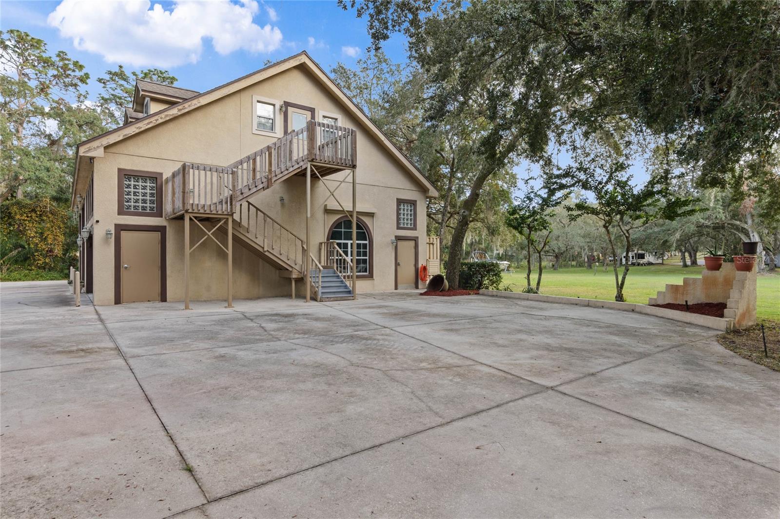 502 N NOEL CT