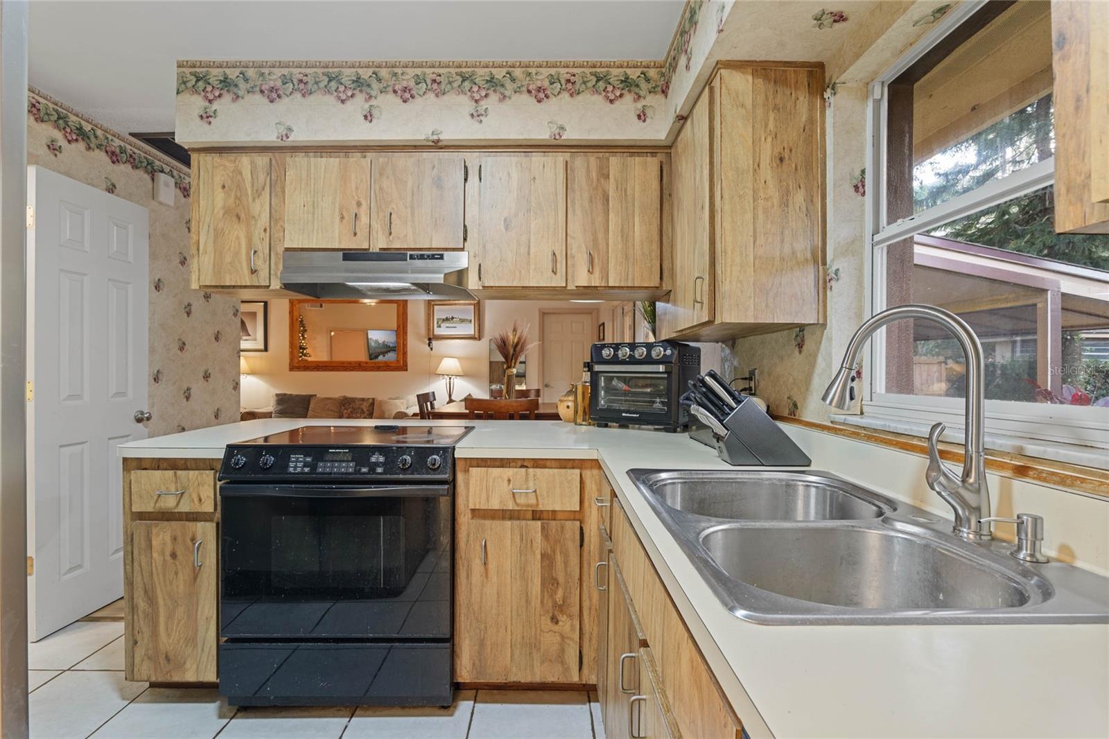 502 N NOEL CT
