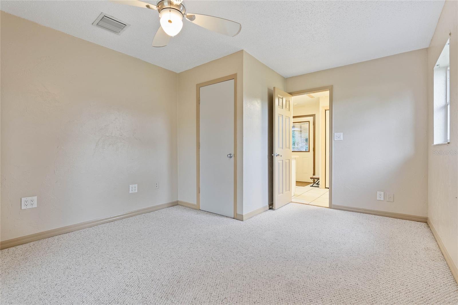 502 N NOEL CT