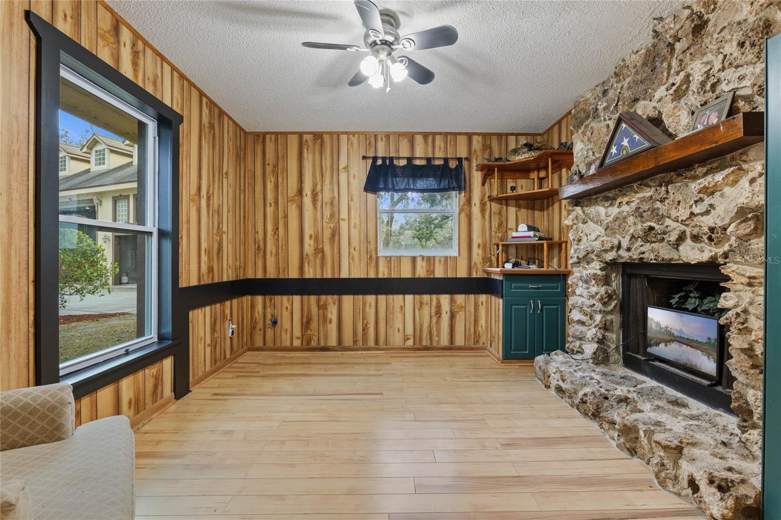 502 N NOEL CT