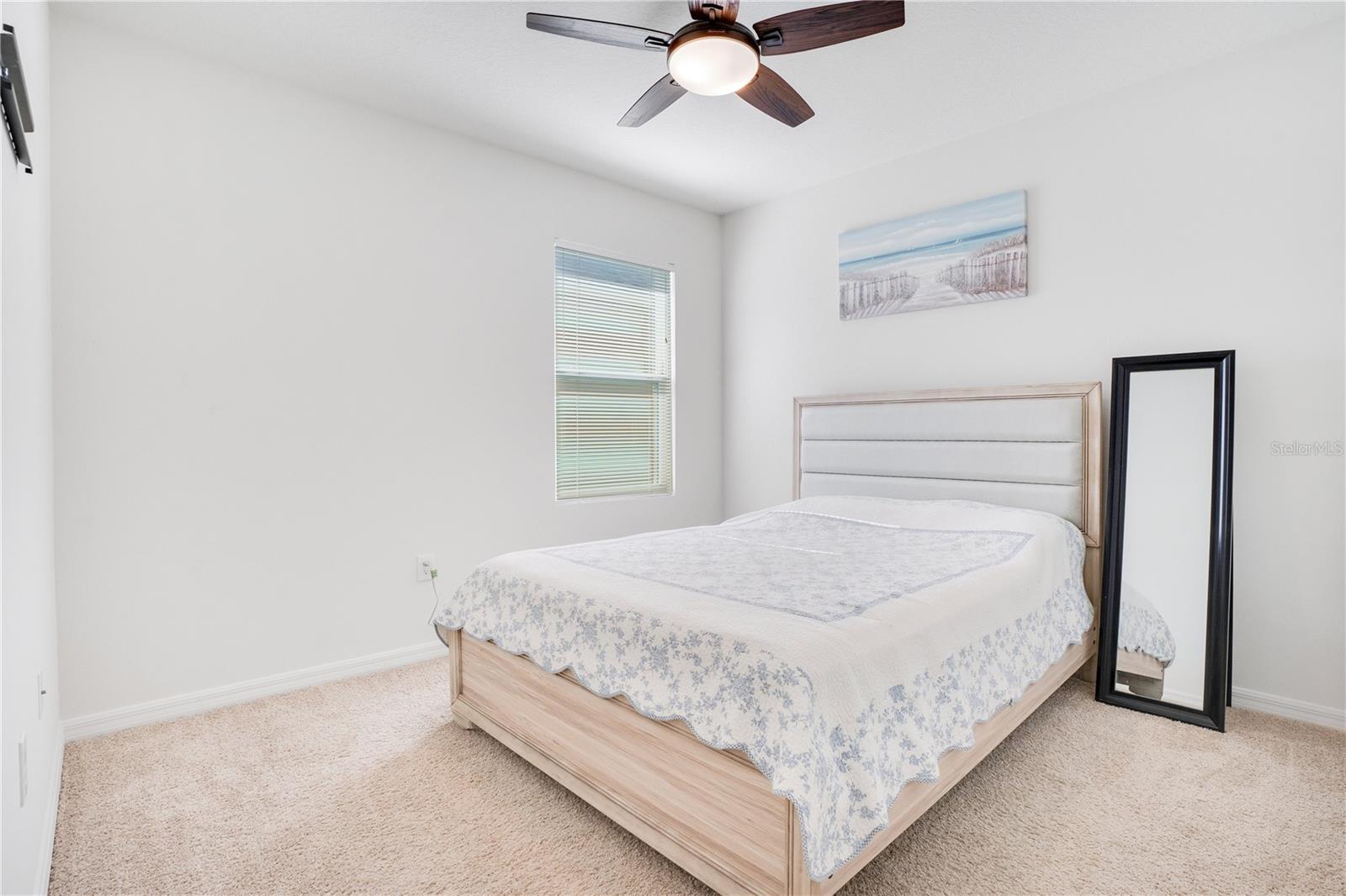 344 AMERICAN HOLLY AVE