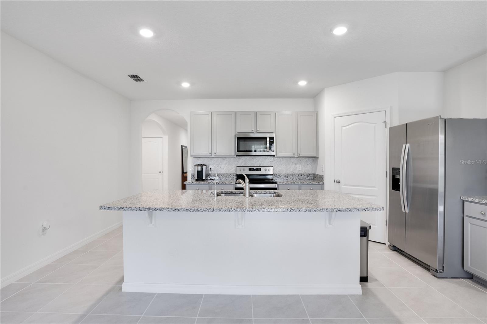 344 AMERICAN HOLLY AVE