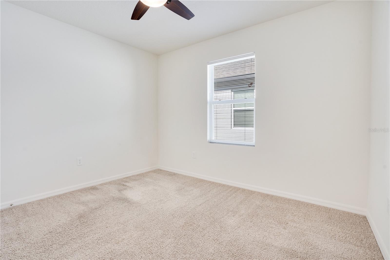 344 AMERICAN HOLLY AVE