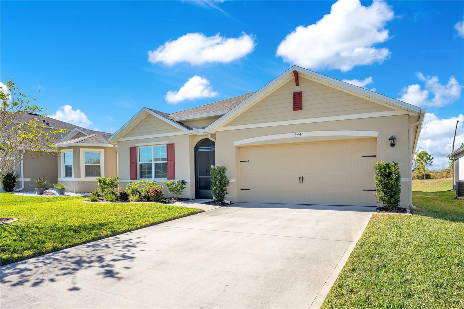 344 AMERICAN HOLLY AVE