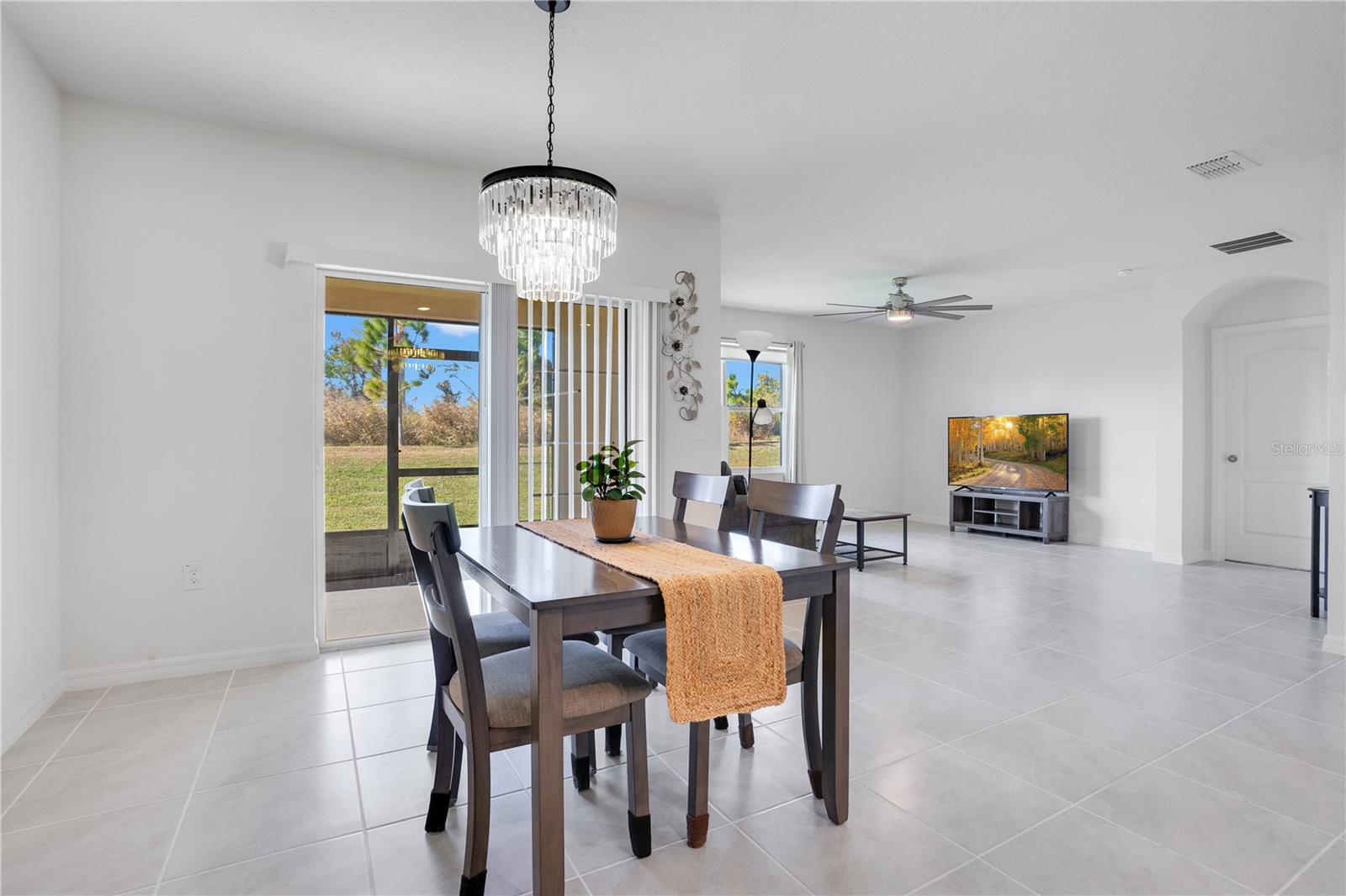 344 AMERICAN HOLLY AVE